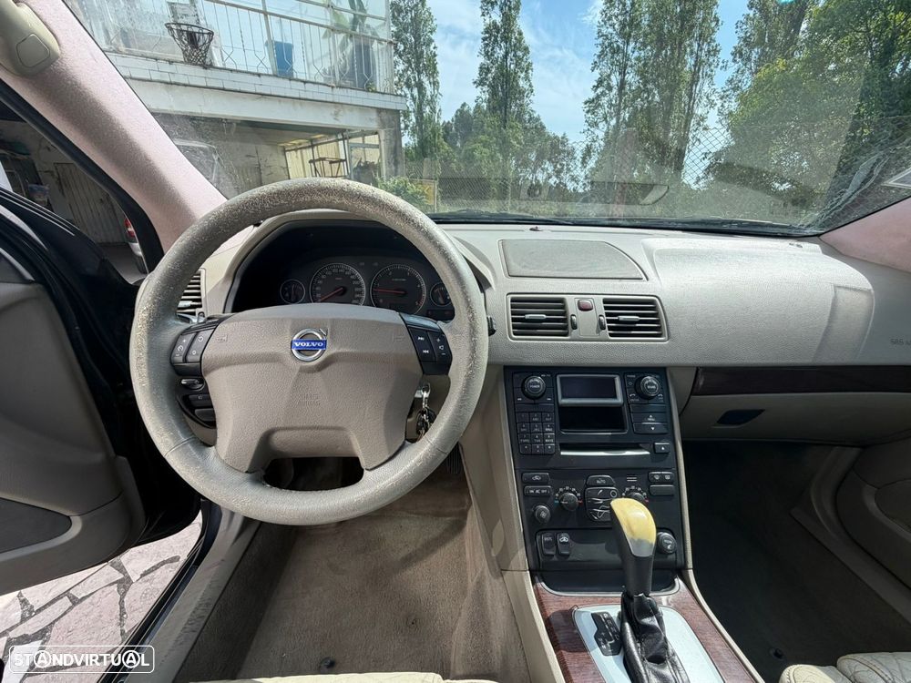Volvo XC 90 2.4 D5 7L Nivel 2 Auto. - 22