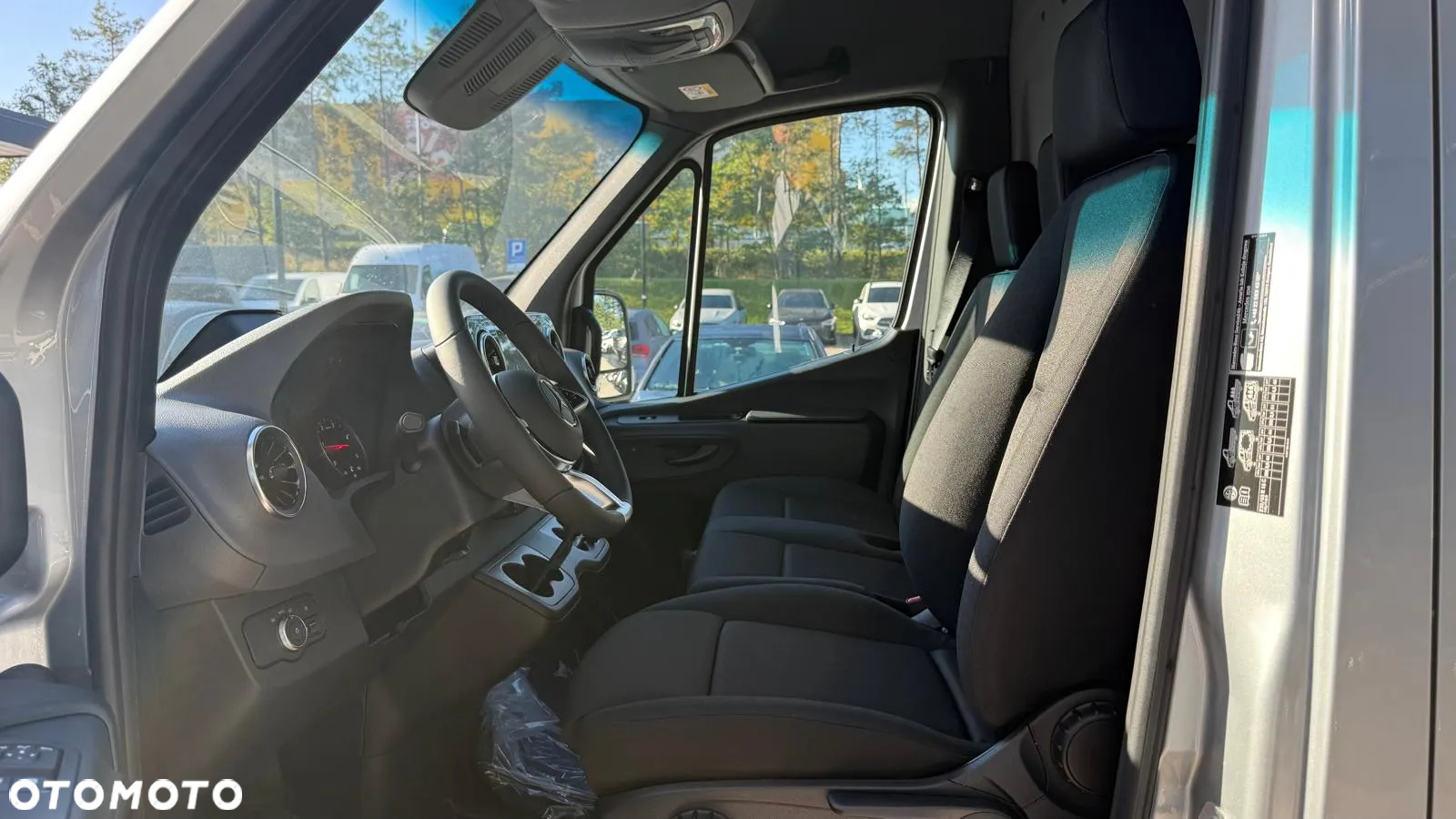 Mercedes-Benz SPRINTER FURGON 319 CDI EKSTRA DŁUGI - 11