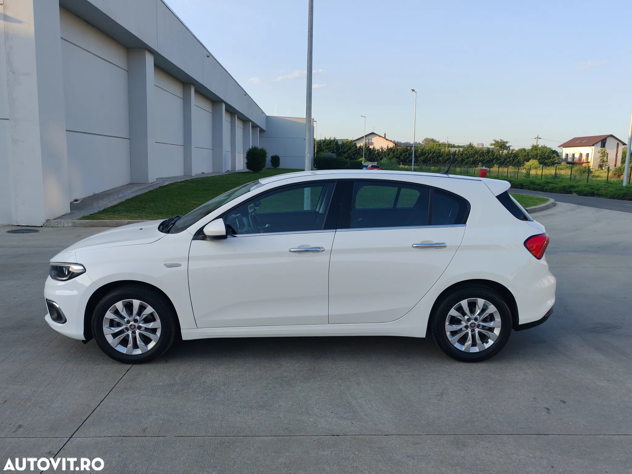 Fiat Tipo 1.3 Mjet Lounge - 35