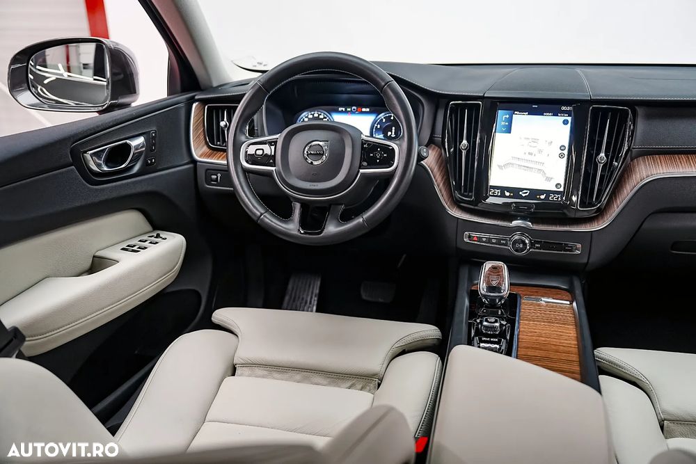 Volvo XC 60 B5 MHEV AWD Inscription - 14