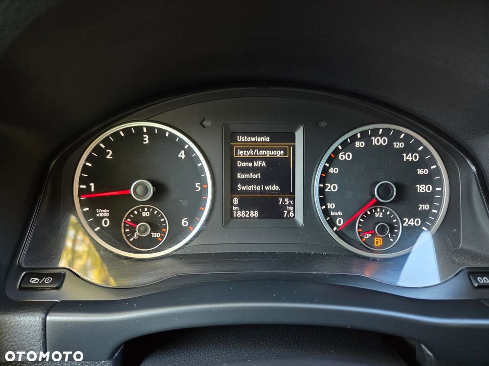 Volkswagen Tiguan 2.0 TDI DPF 4Motion BlueMotion Technology Cup Sport & Style - 26