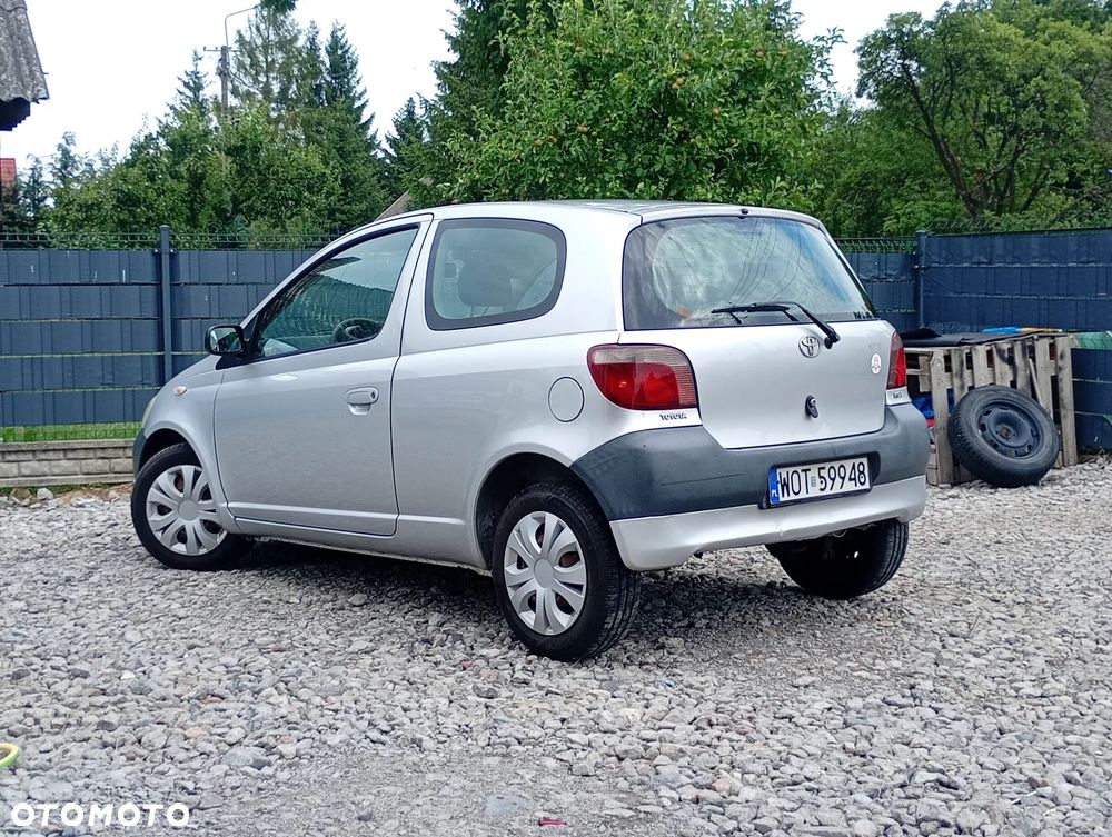 Toyota Yaris - 2