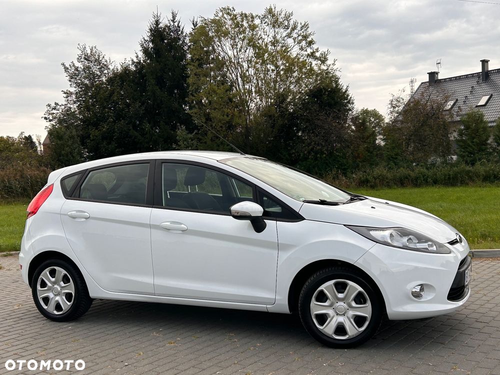 Ford Fiesta 1.25 Champions Edition - 3