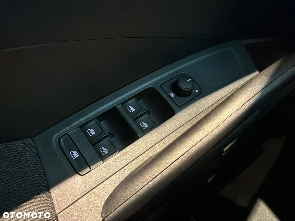 Skoda Fabia - 20