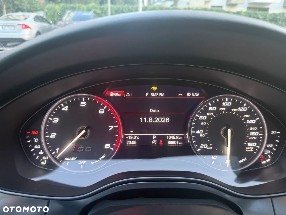 Audi S6 Limousine - 13
