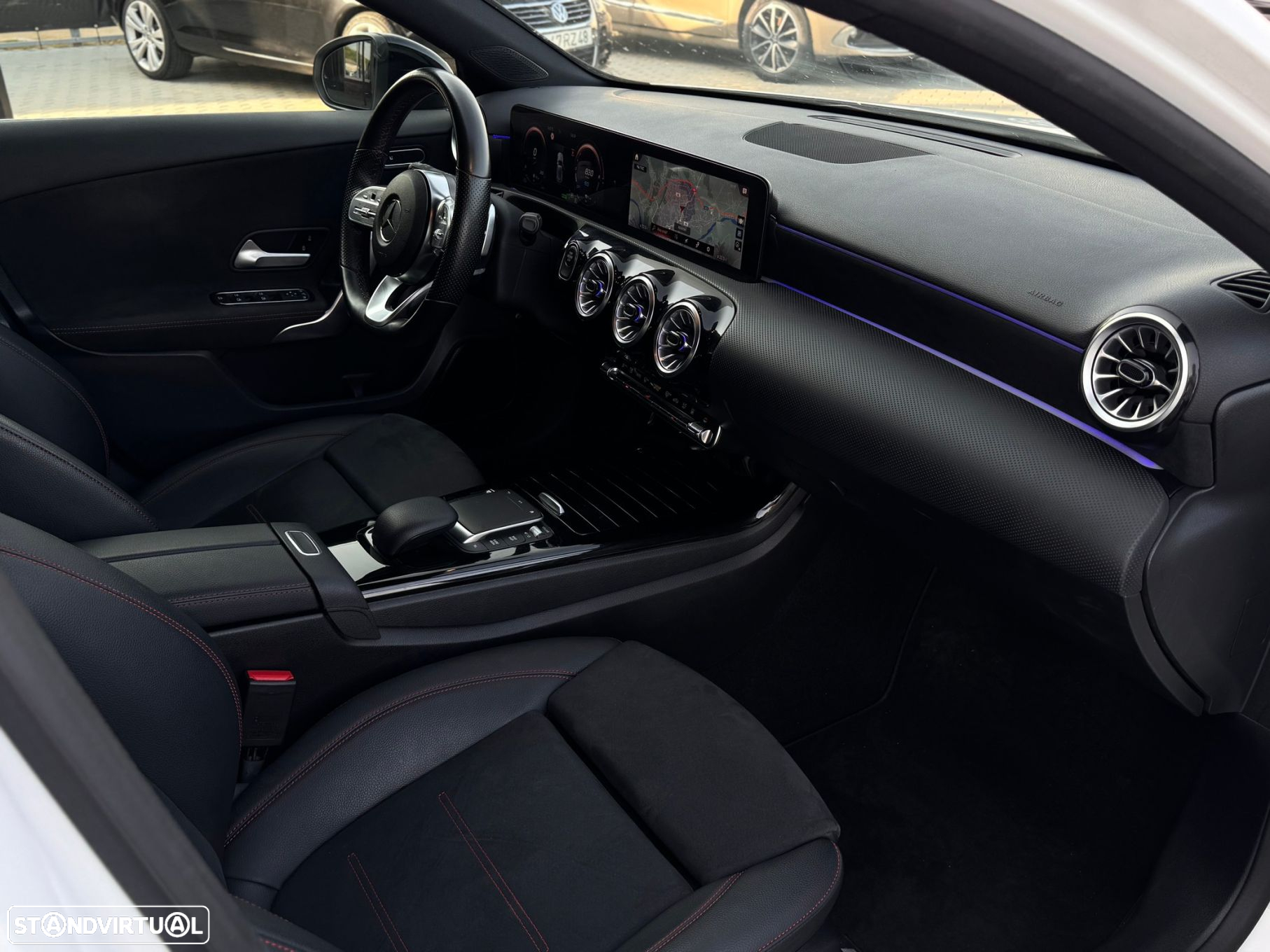 Mercedes-Benz A 250 e AMG Line - 19