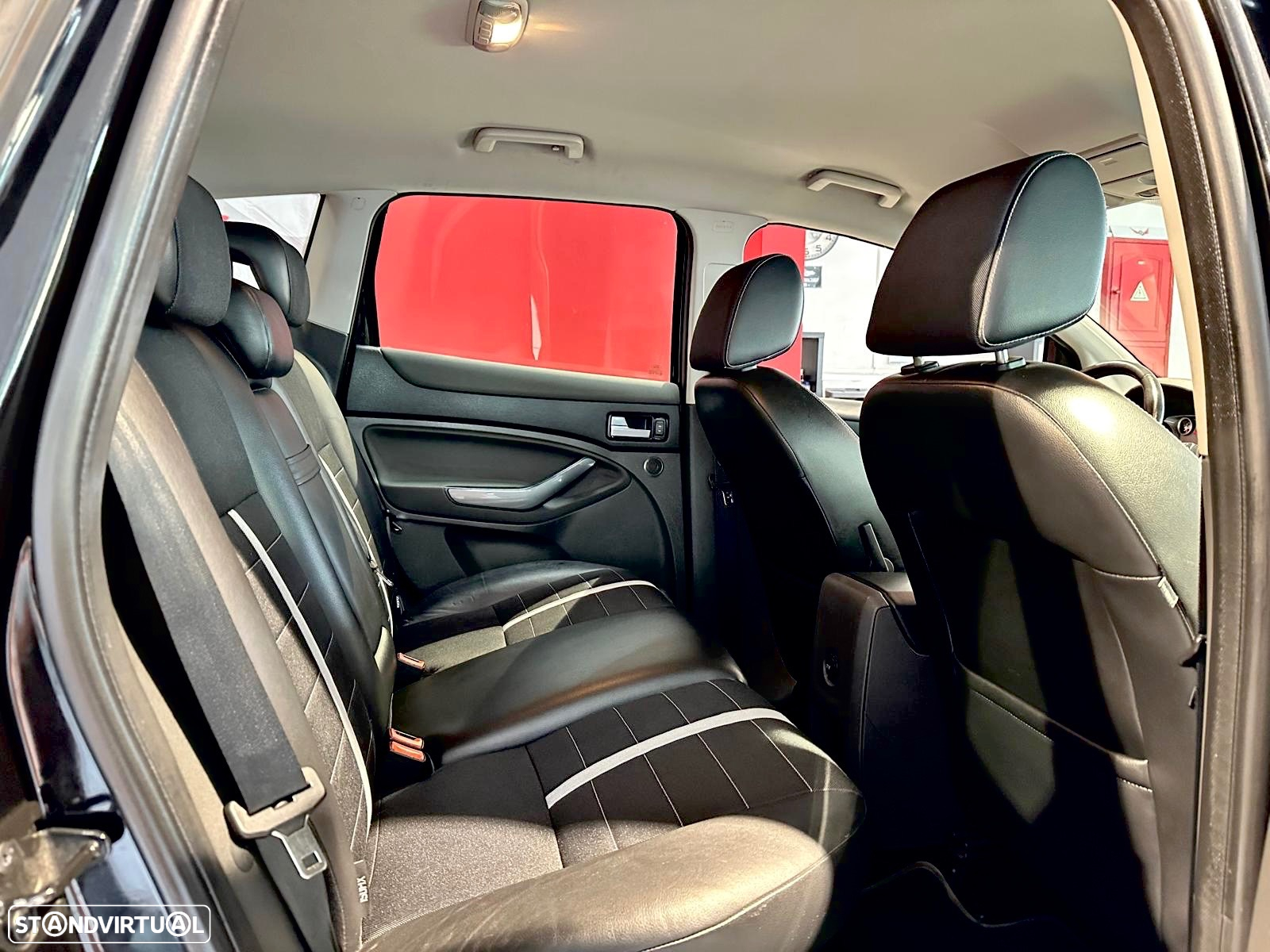 Ford Kuga 2.0 TDCi Titanium - 13