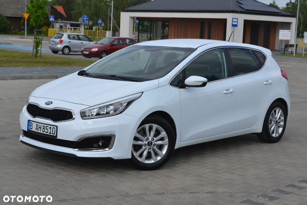 Kia Ceed - 3