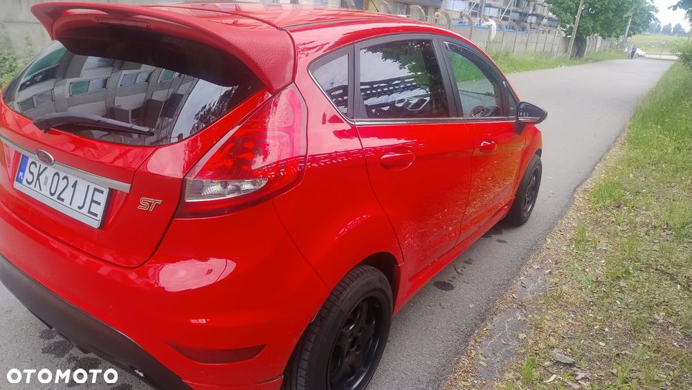 Ford Fiesta - 7