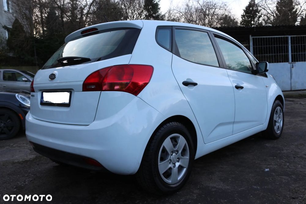 Kia Venga 1.4 CVVT Spirit - 4