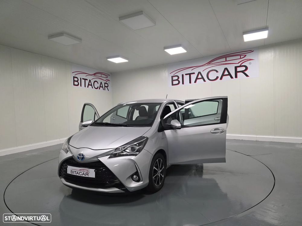 Toyota Yaris 1.5 HSD Comfort +P.Style+P.Techno - 17