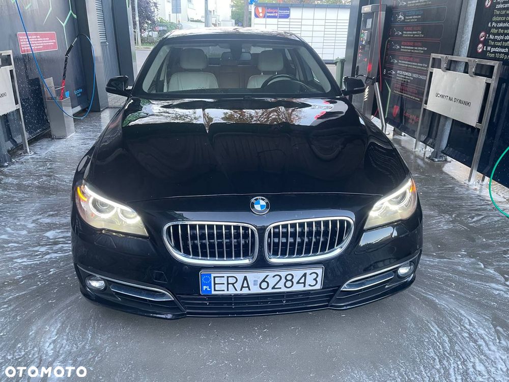 BMW Seria 5 535i xDrive Luxury Line - 2