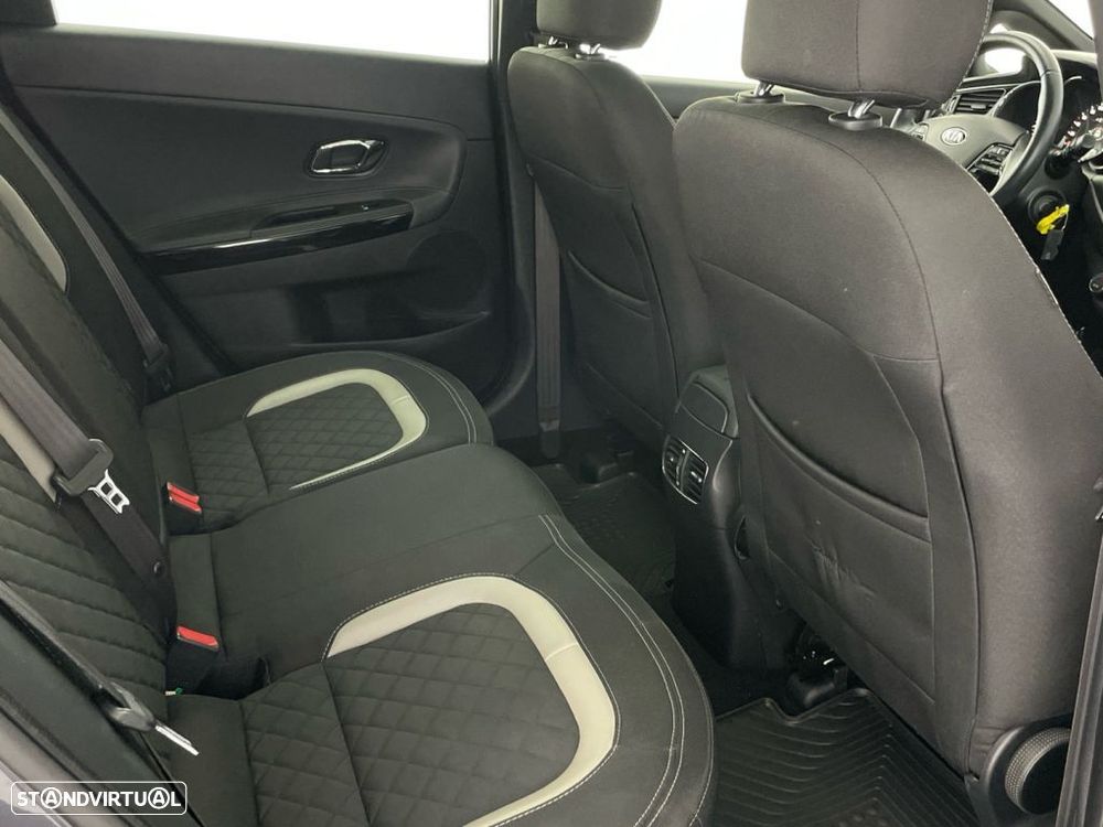 Kia Ceed SW 1.6 CRDi GT Line - 24