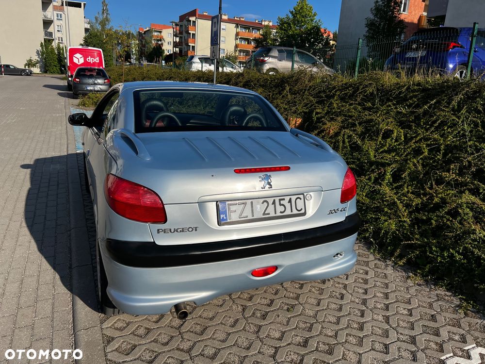 Peugeot 206 CC - 2