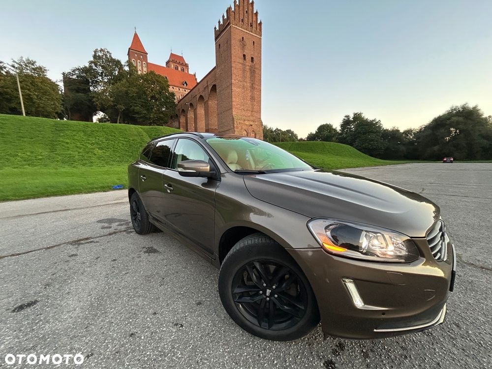 Volvo XC 60 D4 AWD Summum - 3