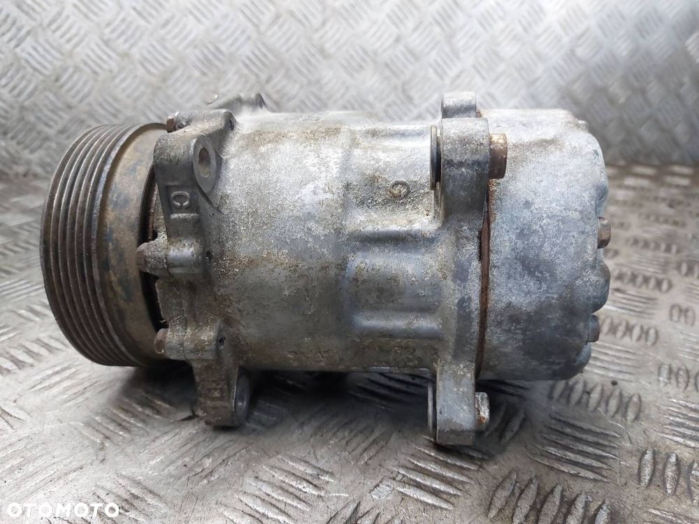 SPRĘŻARKA KOMPRESOR KLIMATYZACJI OCTAVIA I 1.6 8V 1J0820803L ID: 238274 - 7