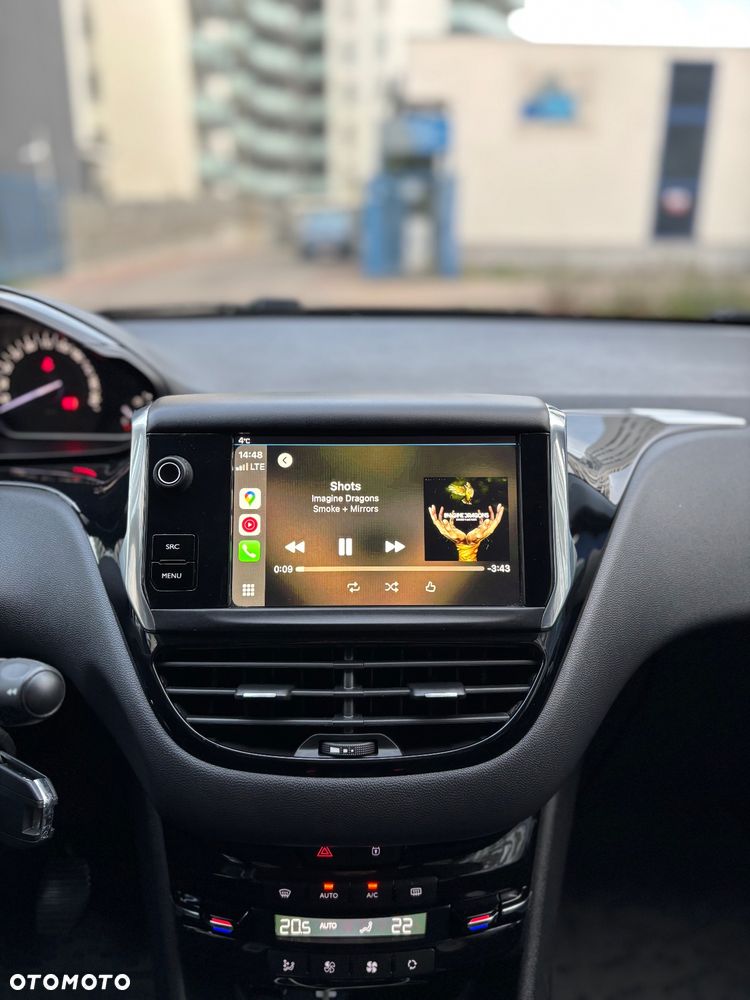 Peugeot 208 1.6 BlueHDi Allure S&S - 20