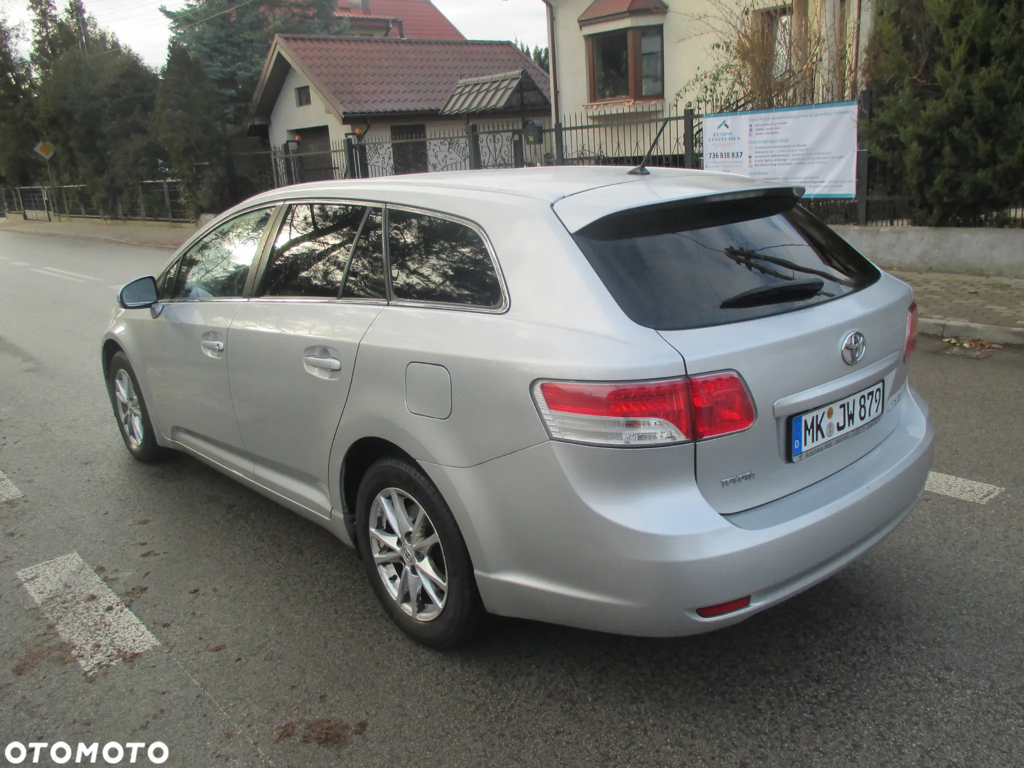 Toyota Avensis 1.6 Active - 19
