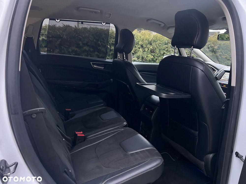 Ford S-Max ver-2-0-tdci-4wd-titanium-powershift - 17