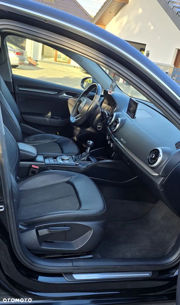 Audi A3 Sportback - 15