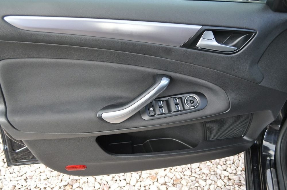 Ford Mondeo 2.0 Titanium - 25
