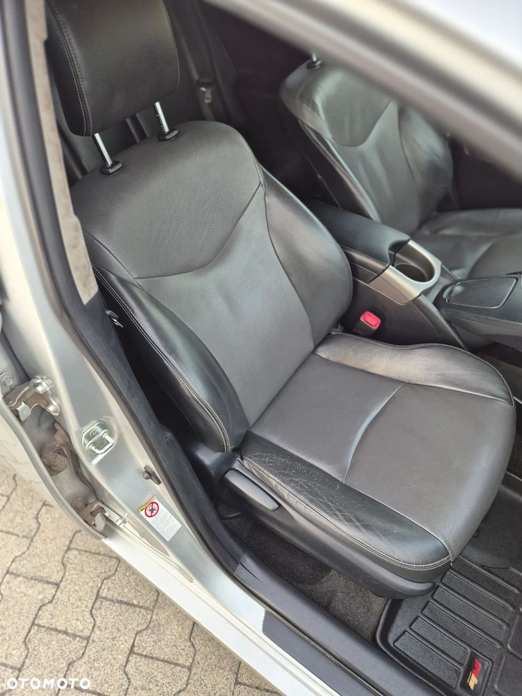 Toyota Prius 1.8 HSD Prestige - 14