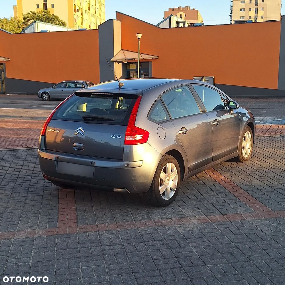 Citroën C4 1.6 16V SX - 8