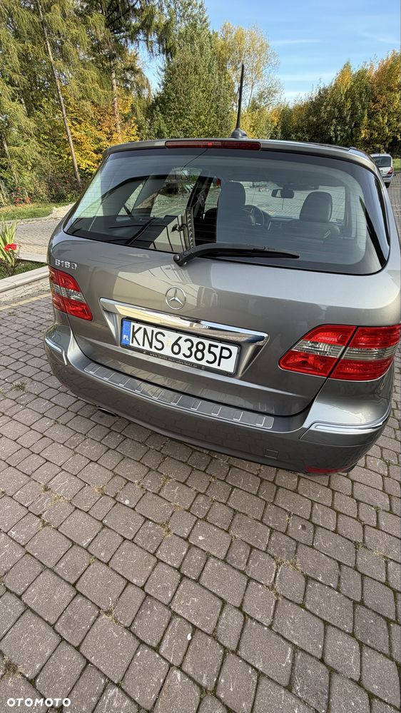 Mercedes-Benz B-Class 2010 photo 3