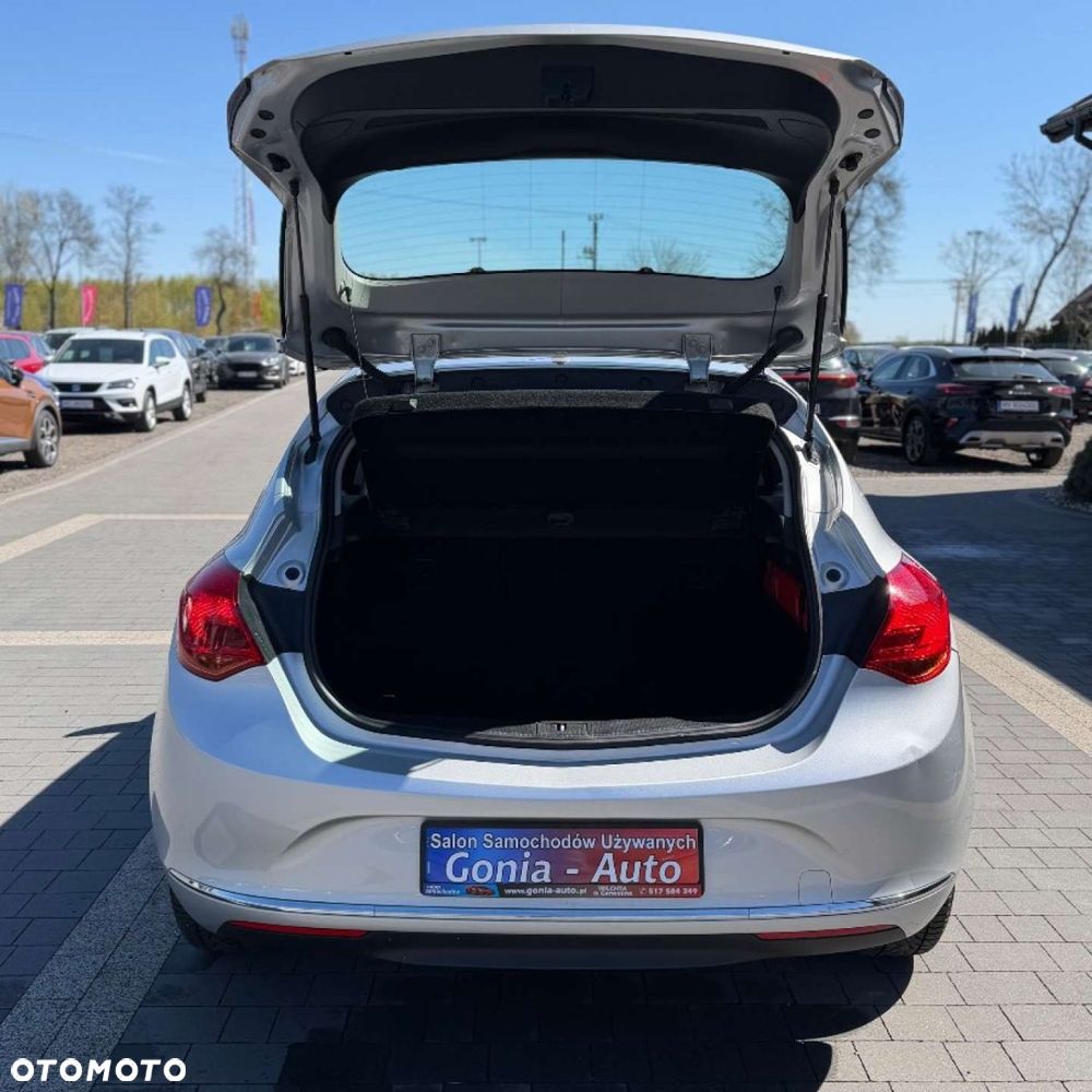 Opel Astra - 12