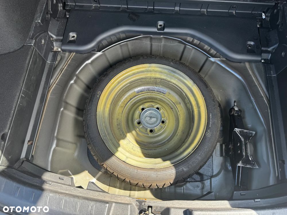 Mitsubishi Lancer 1.8 Intense - 21