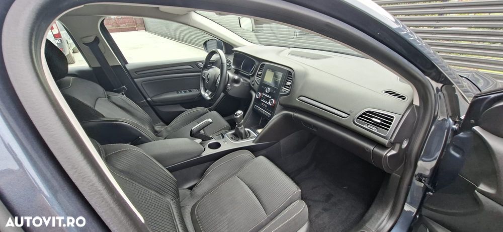 Renault Megane BLUE dCi Limited - 12
