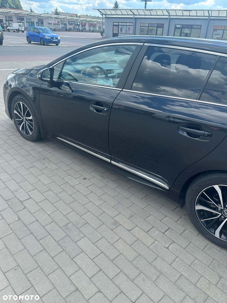 Toyota Avensis 2.0 Prestige MS - 4