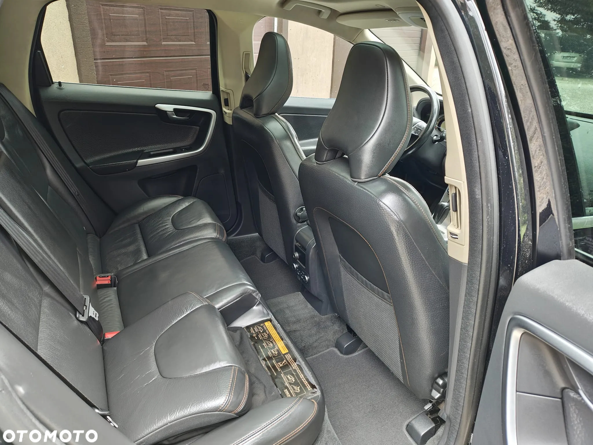 Volvo XC 60 D5 AWD Summum - 10