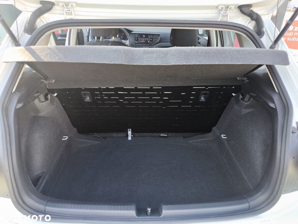 Volkswagen Polo - 9