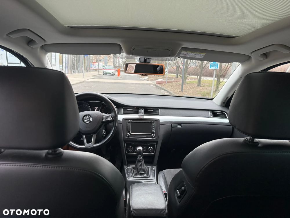 Skoda Superb 1.6 TDI Elegance - 24