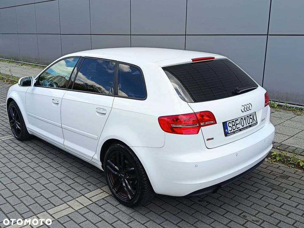 Audi A3 Sportback - 13