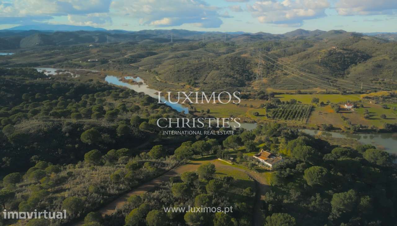 Herdade com ruínas, à venda em São Bartolomeu de Messines, Algarve - Grande imagem: 2/8