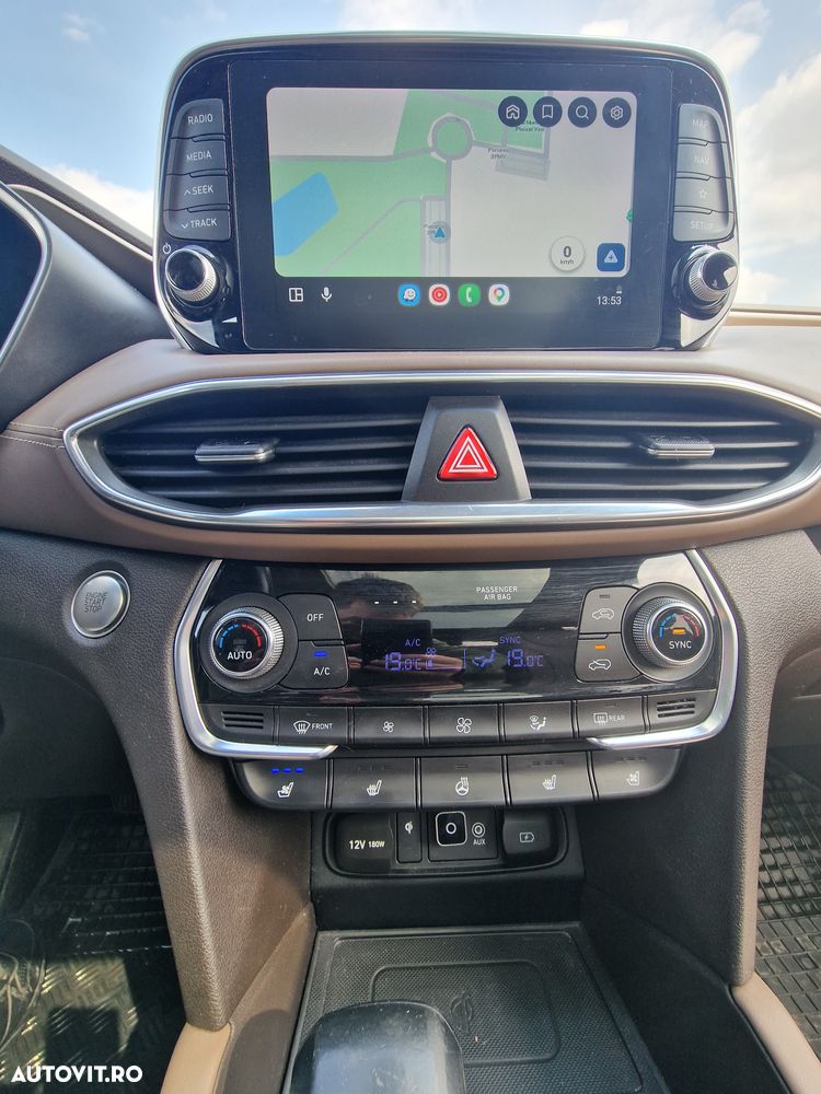 Hyundai Santa Fe 2.2 CRDi 4WD 8AT Luxury - 13