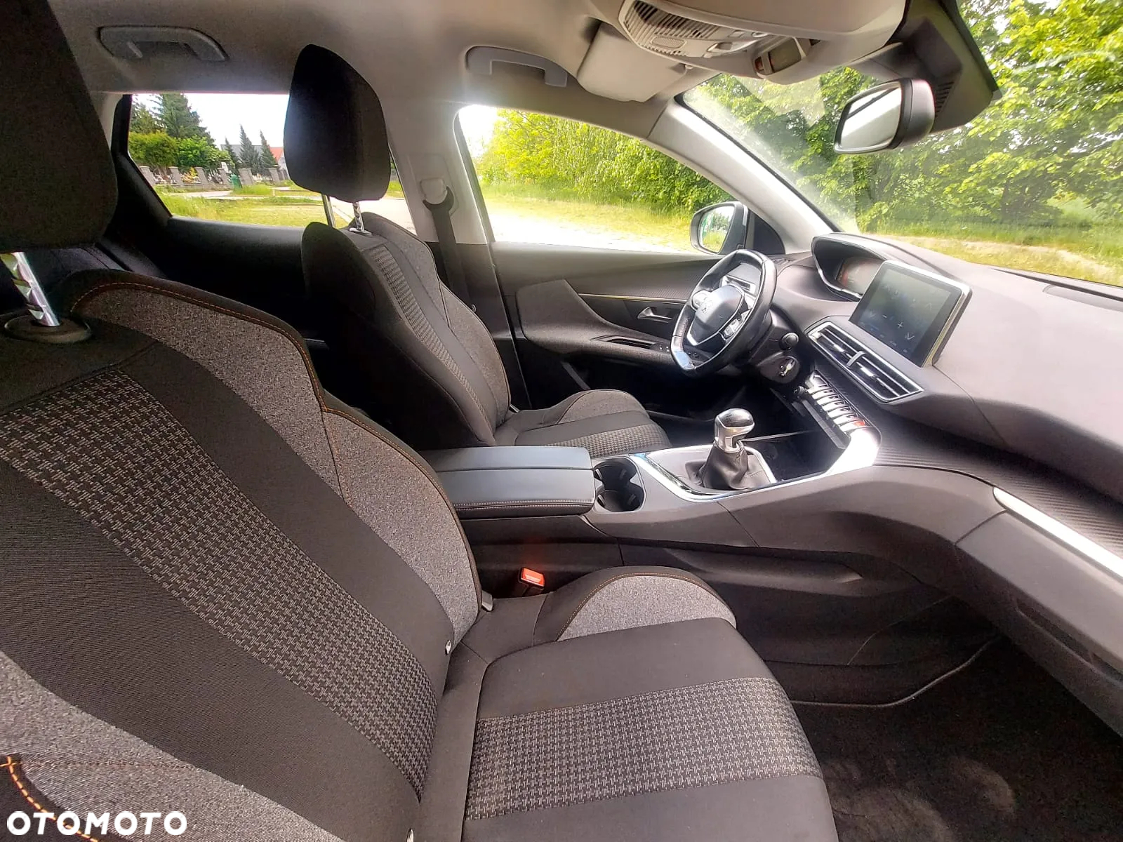 Peugeot 3008 1.6 BlueHDi Allure S&S - 12