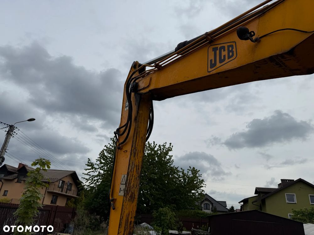 JCB 175W - 10