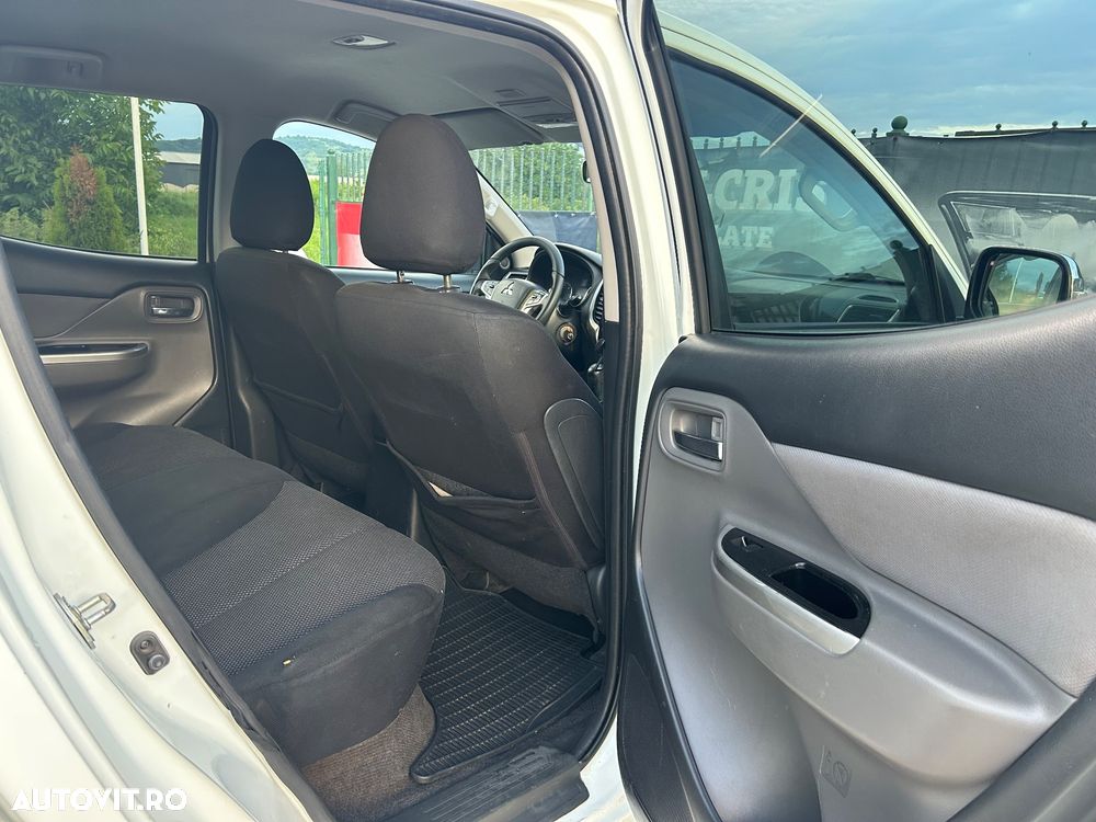 Mitsubishi L200 - 21