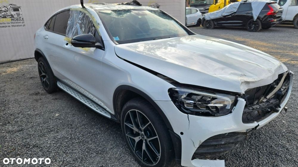Mercedes-Benz GLC - 19