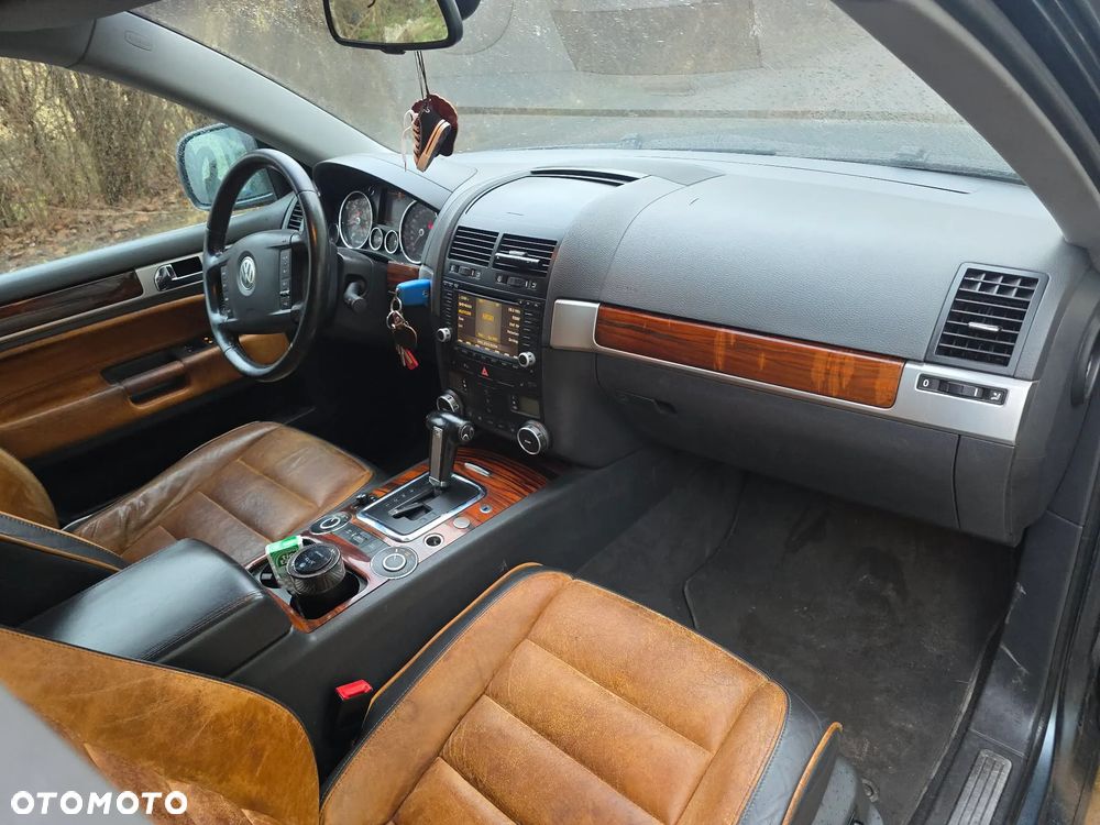 Volkswagen Touareg 3.0 V6 TDI DPF Tiptr - 11