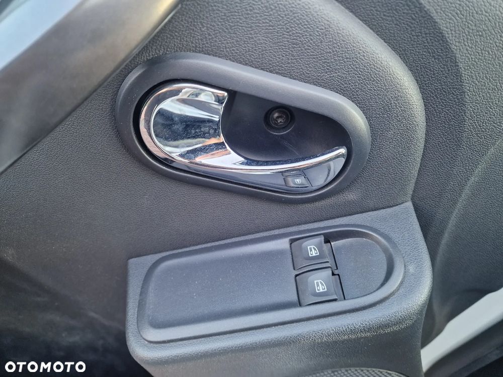 Dacia Duster 1.6 SL Garmin - 10