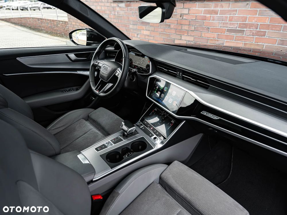 Audi A6 Avant 55 TFSI e quattro S tronic sport - 24