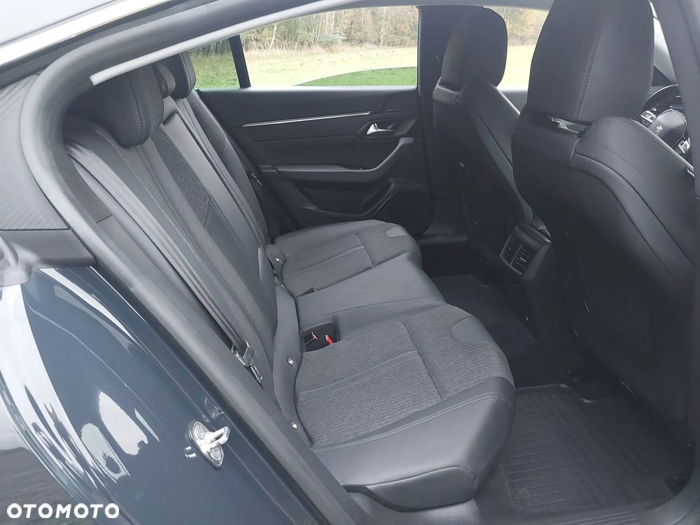 Peugeot 508 2.0 BlueHDi Allure S&S EAT8 - 26