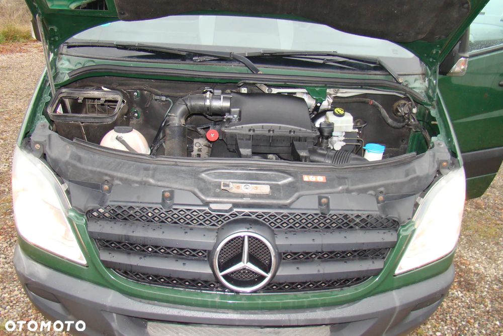 Mercedes-Benz Sprinter - 11