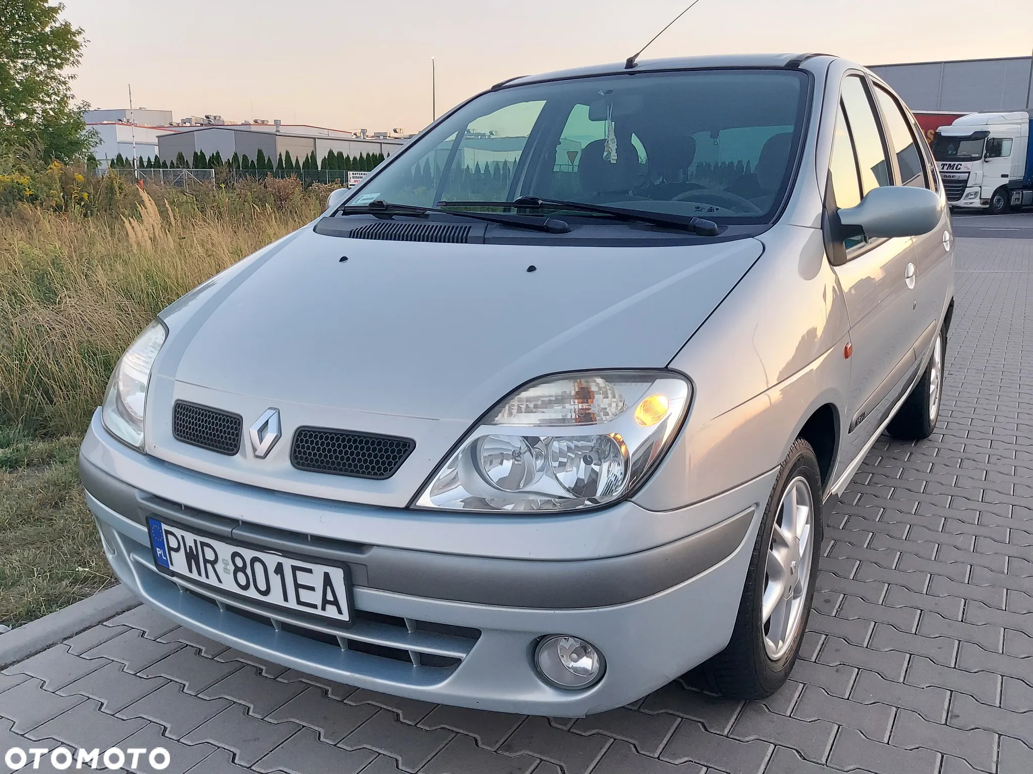 Renault Scenic 1.6 16V Privilege - 19