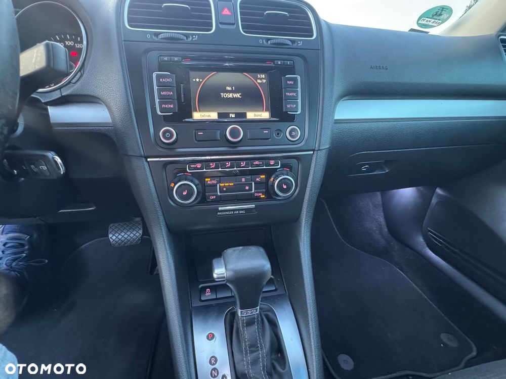 Volkswagen Golf 1.6 TDI DPF DSG Highline - 12