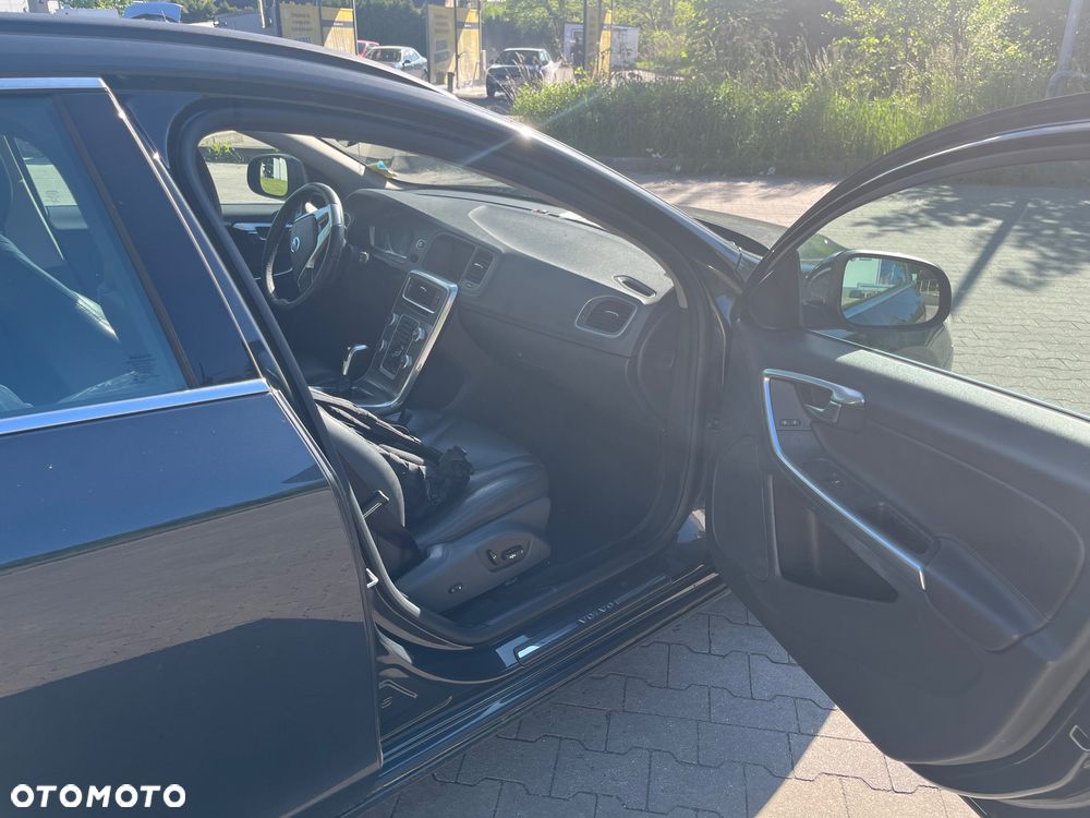 Volvo V60 D2 Drive-E Summum - 13
